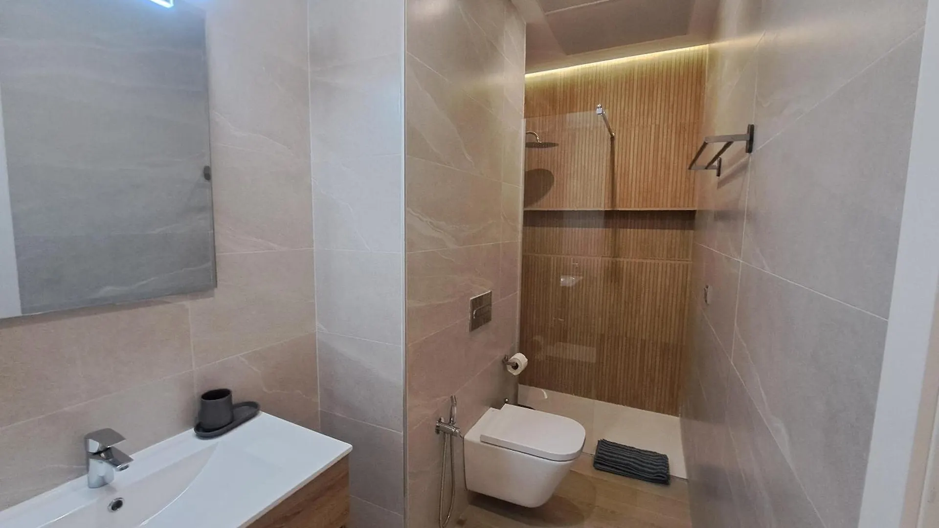 Cr Apartments Sevilla